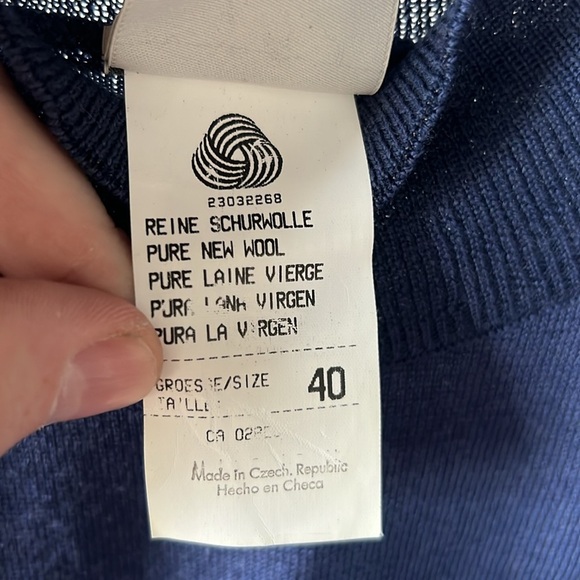 Mondi Turtle Neck Blouse Womens Medium - Picture 3 of 4